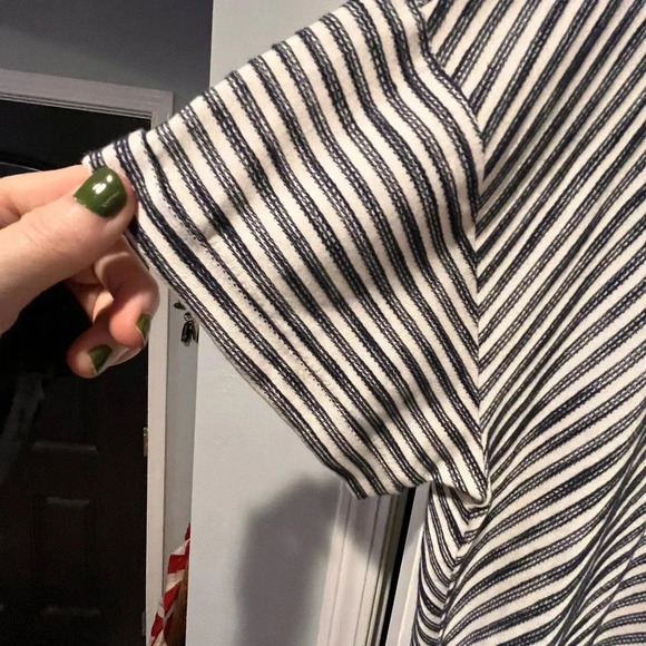 ~Lou & Grey~ Top - Large - Picture 2 of 6